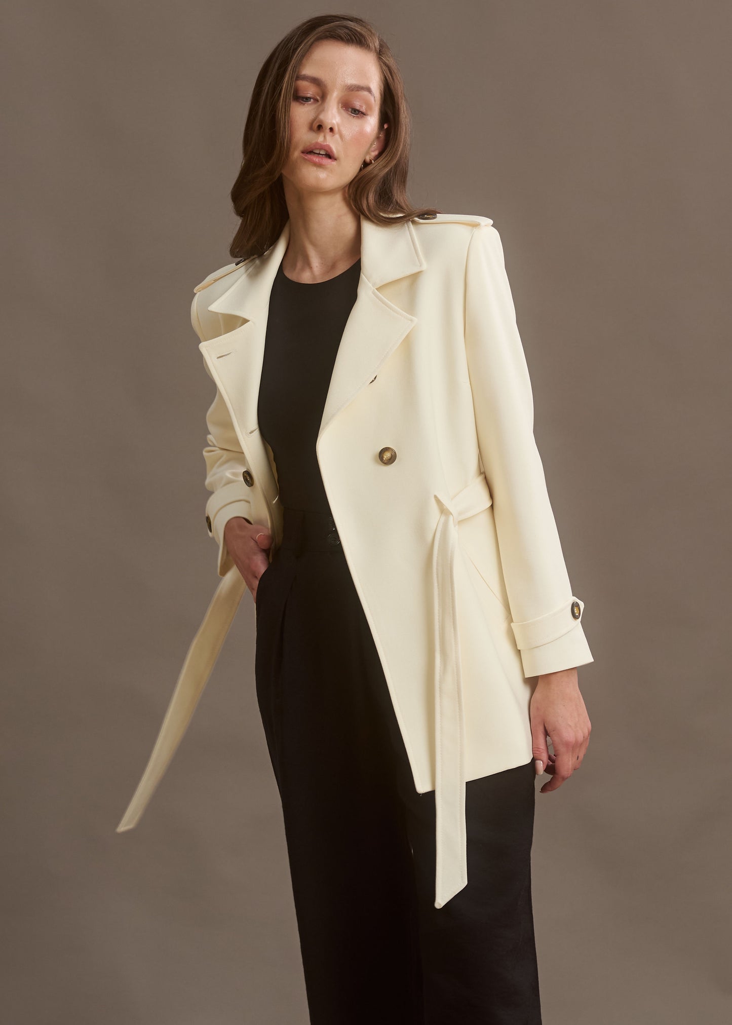 ABRIGO SAFARI COLOR IVORY