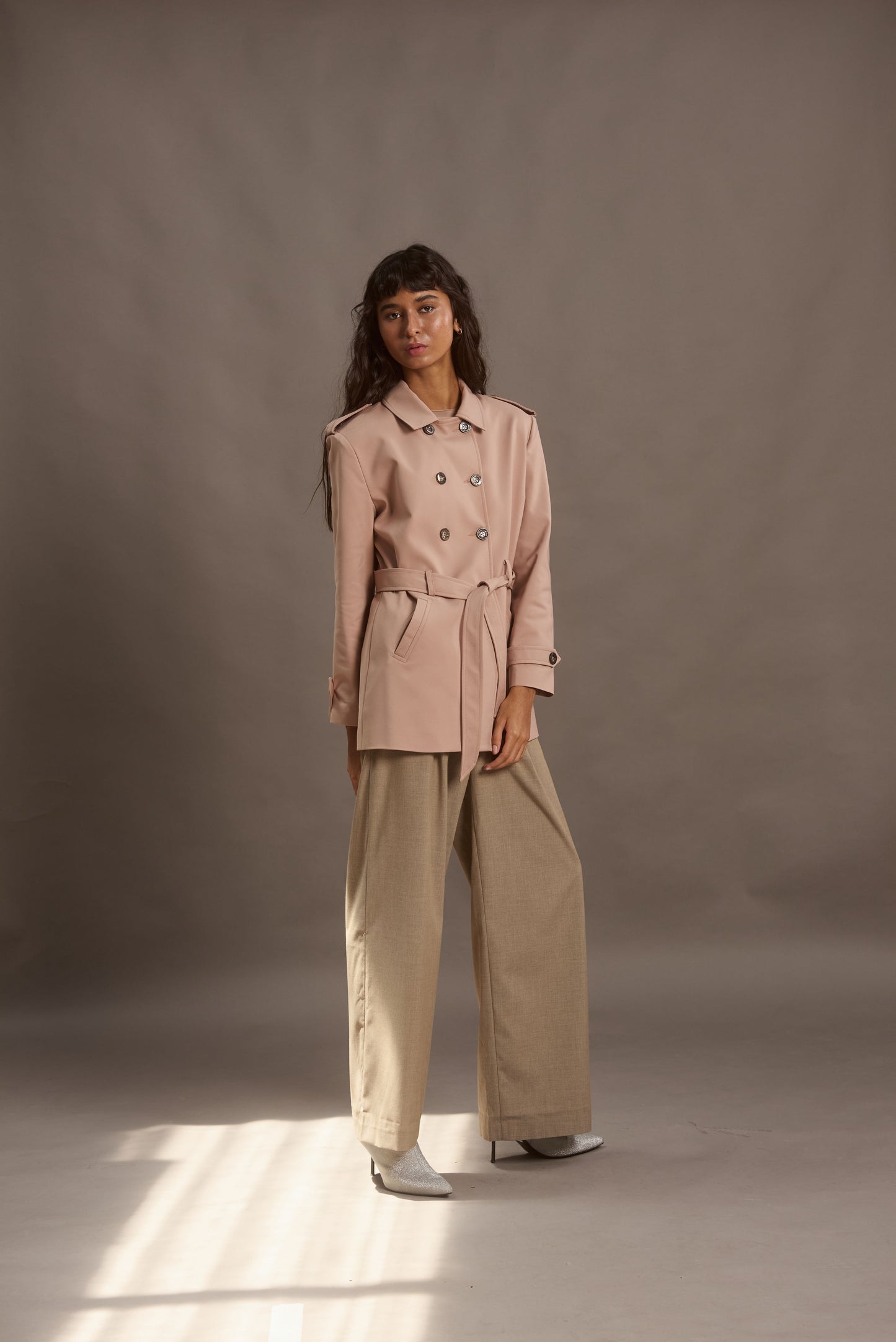 ABRIGO SAFARI COLOR LIGHT CARAMEL